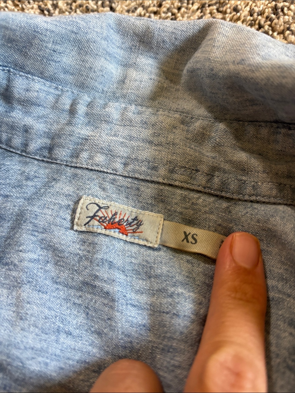 Faherty Womens Chambray Button-Down Shirt - Picture 2 of 2